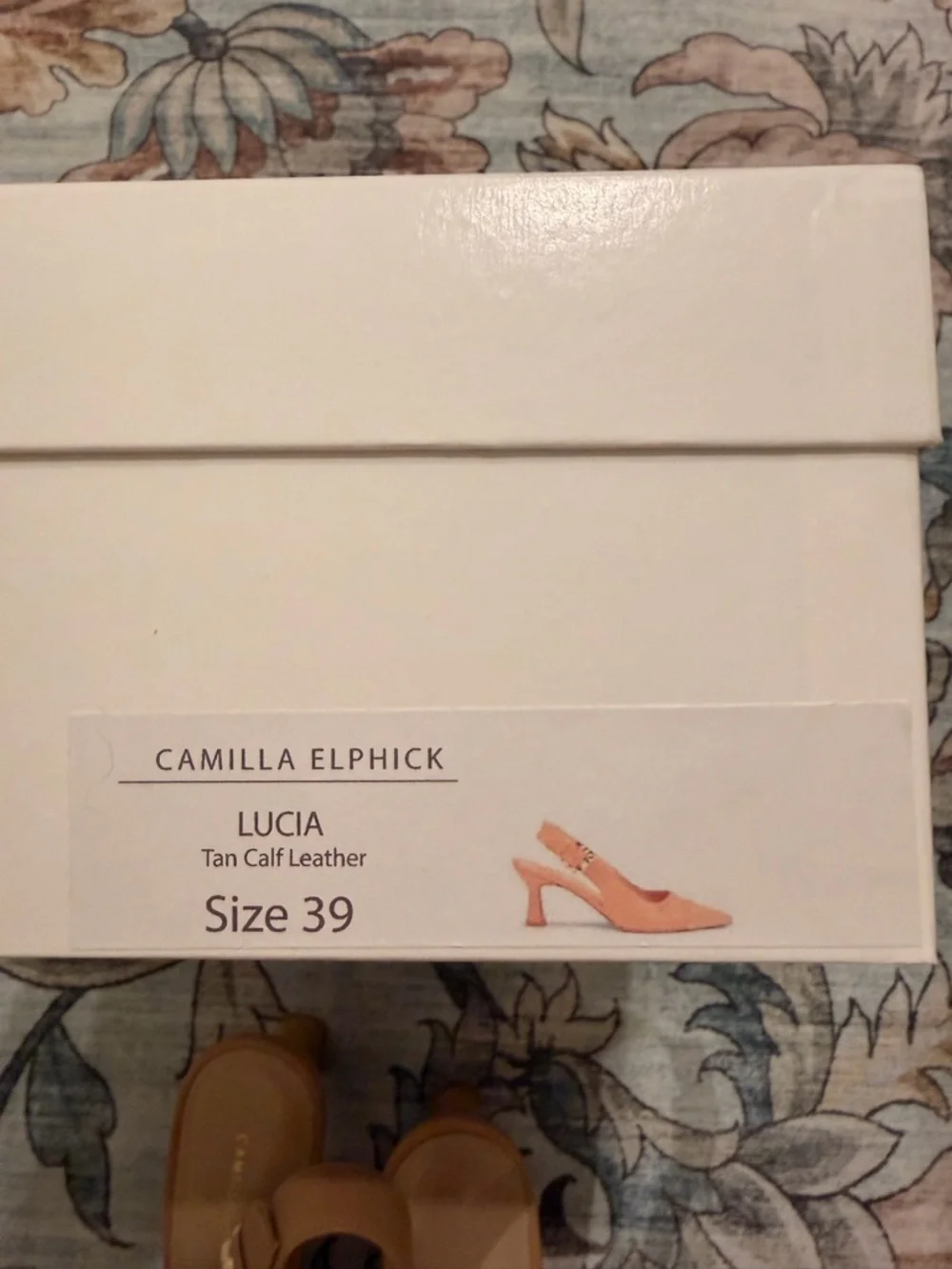 New! Princess Kate fav Tan leather mid heel by British designer Camilla Elphik - Picture 3 of 3